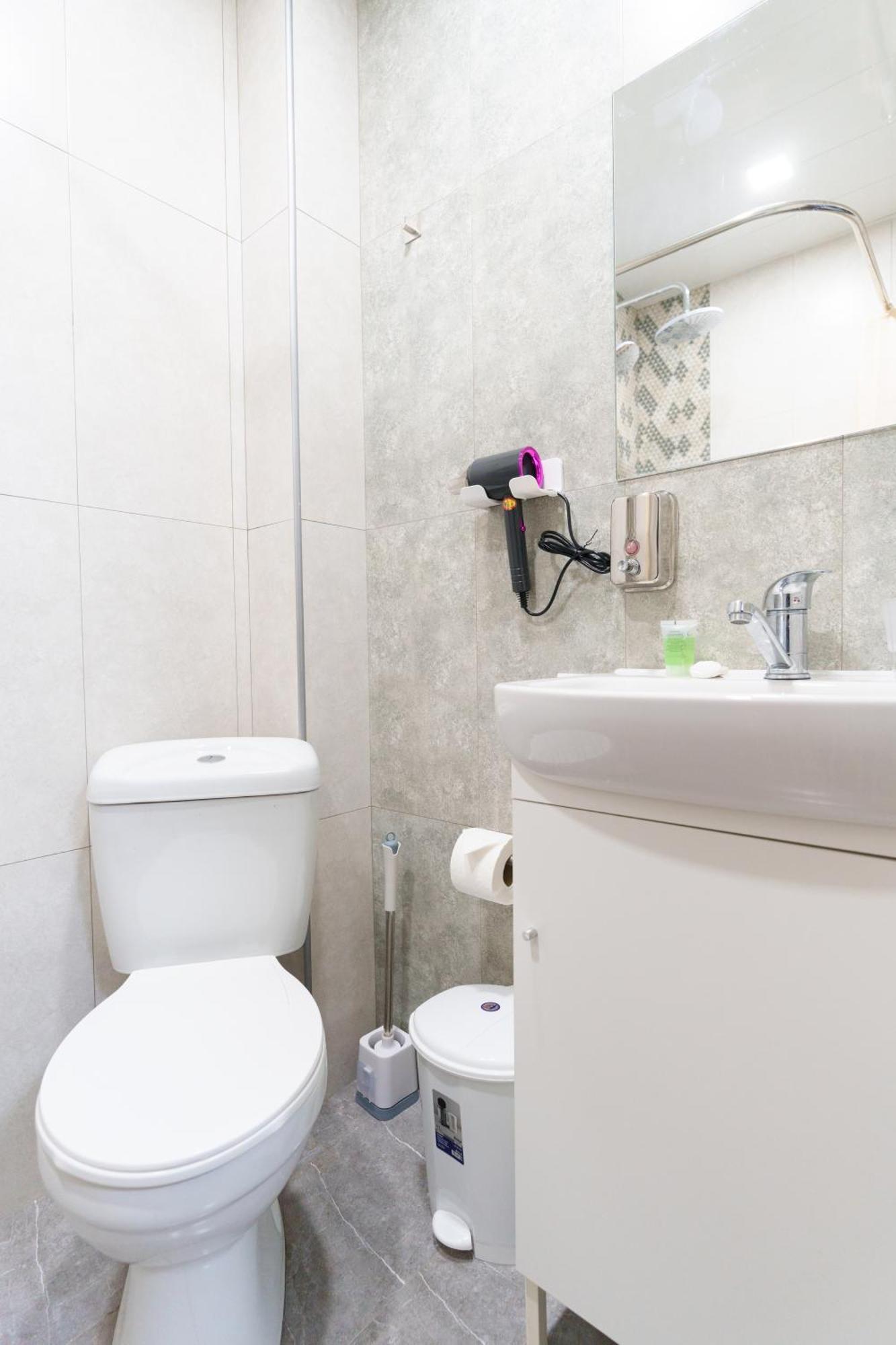 יירבאן Gh Family Hotel מראה חיצוני תמונה