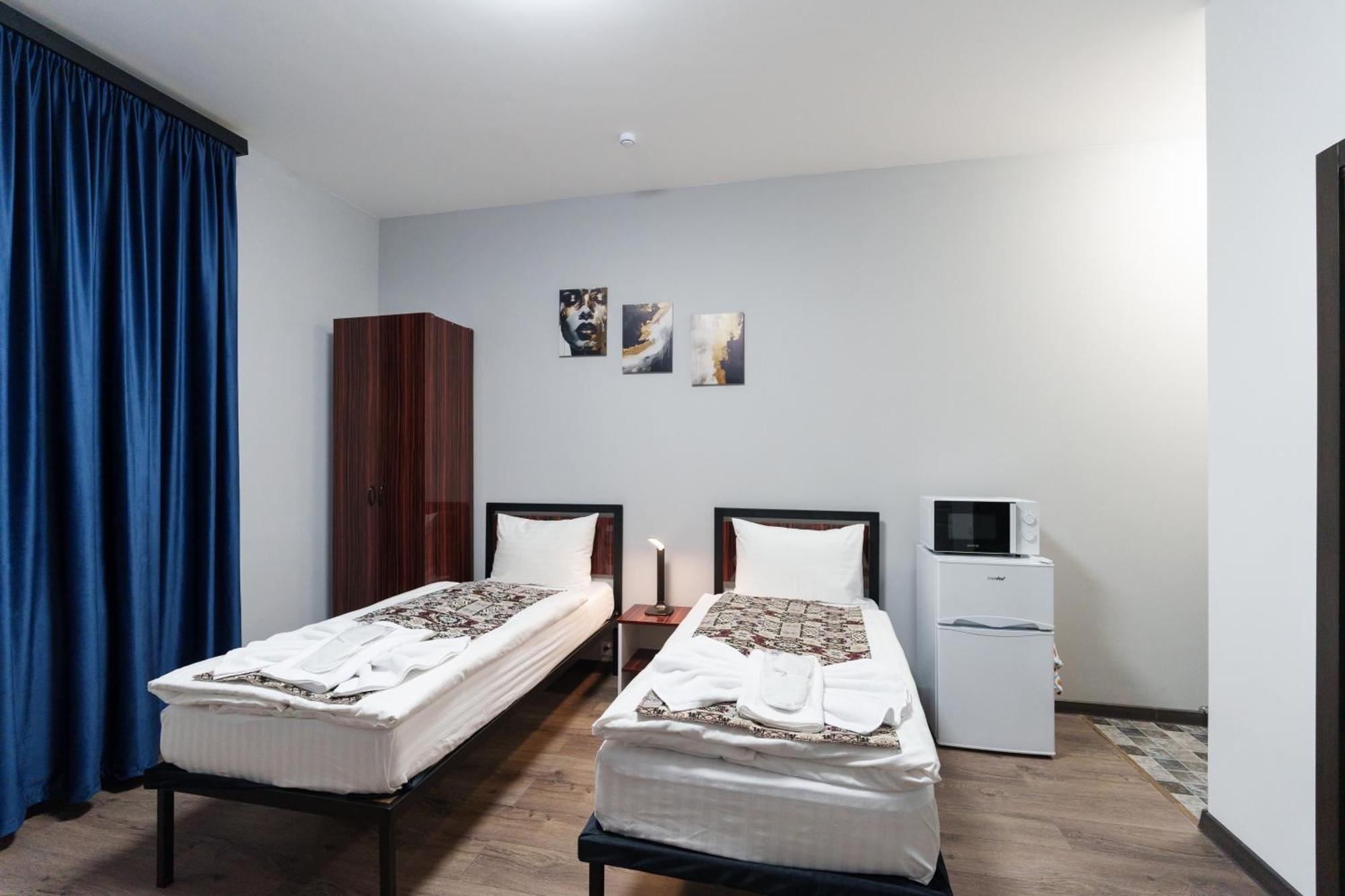יירבאן Gh Family Hotel מראה חיצוני תמונה