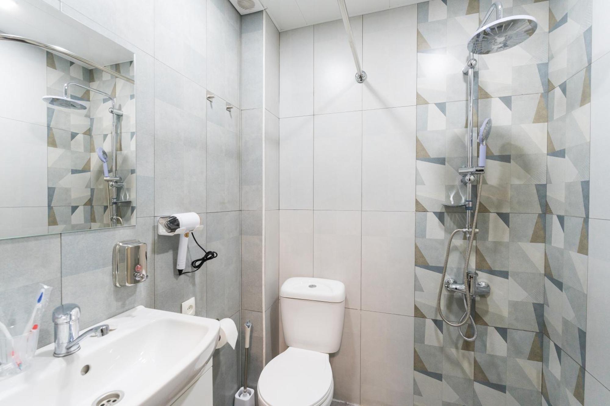 יירבאן Gh Family Hotel מראה חיצוני תמונה